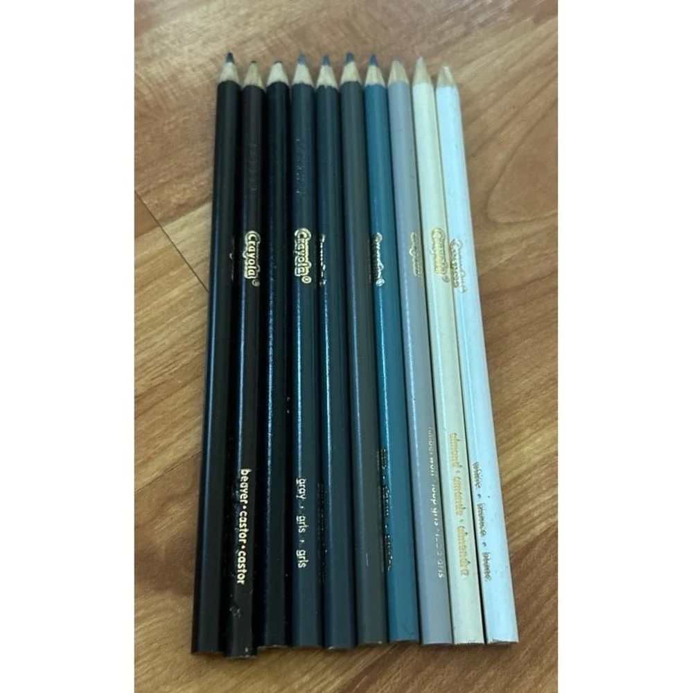 Bundle of‎ 10 Neutral Tones Crayola Color pencils
